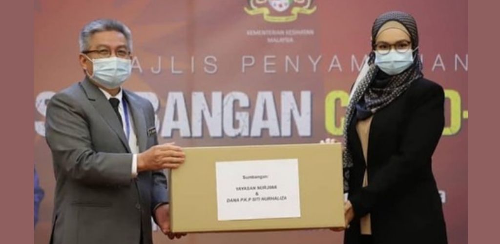 Siti Nurhaliza serah 2,000 set PPE kepada KKM - Sinar Plus